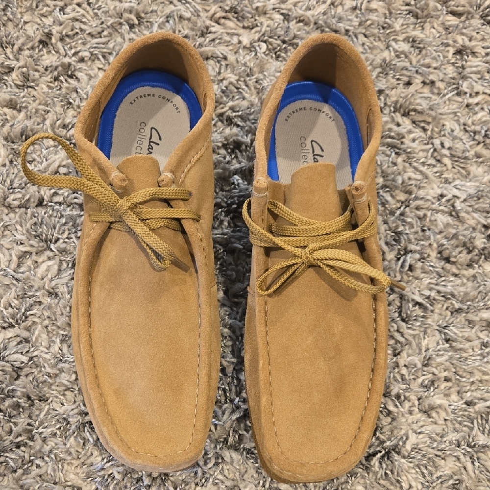 Clarks Tan Chukka Boots with Suede Finish